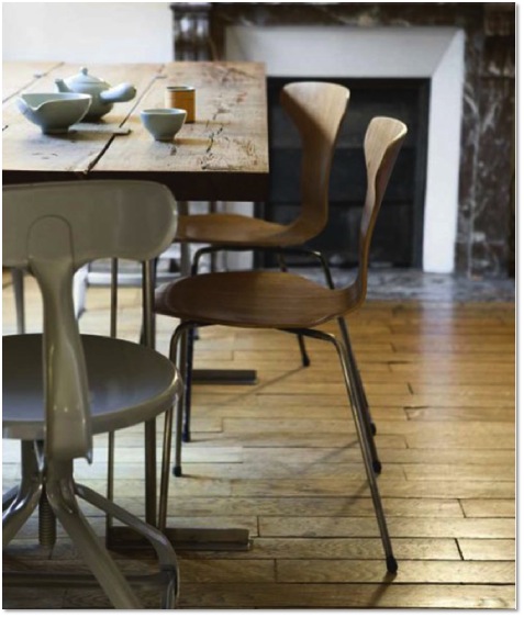 Wabi Sabi table and chairs