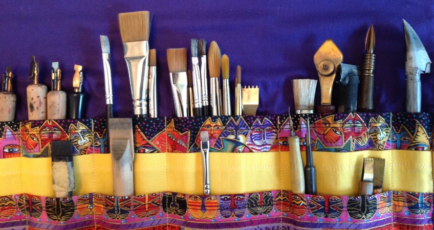 Calligraphy lettering tools