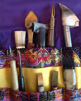 Calligraphy lettering tools