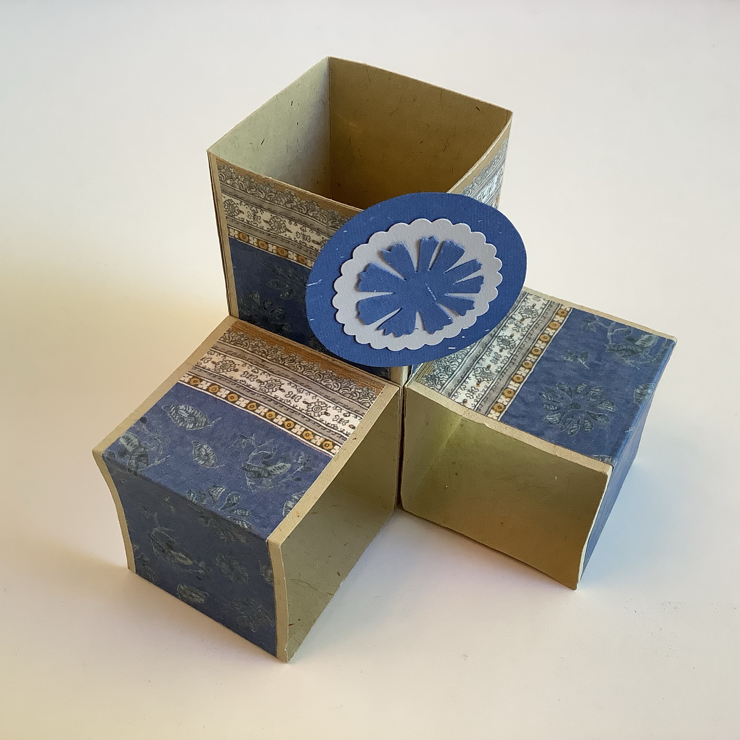 Triple cube fold card