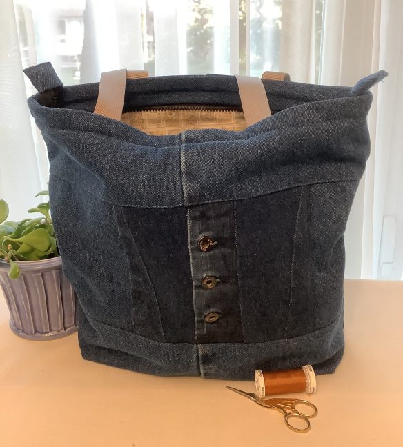 Vertical Buttons front view Prem L